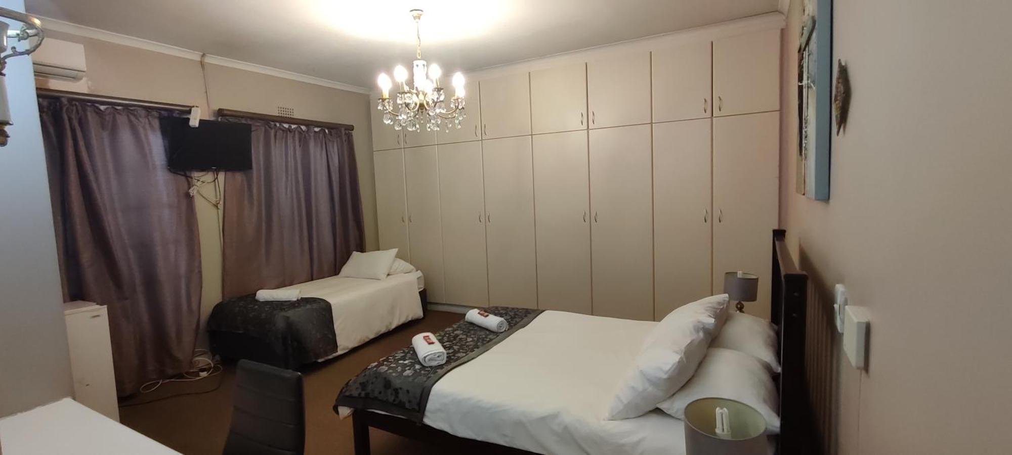 Sunbell Ventures Guesthouse Kaapstad Buitenkant foto