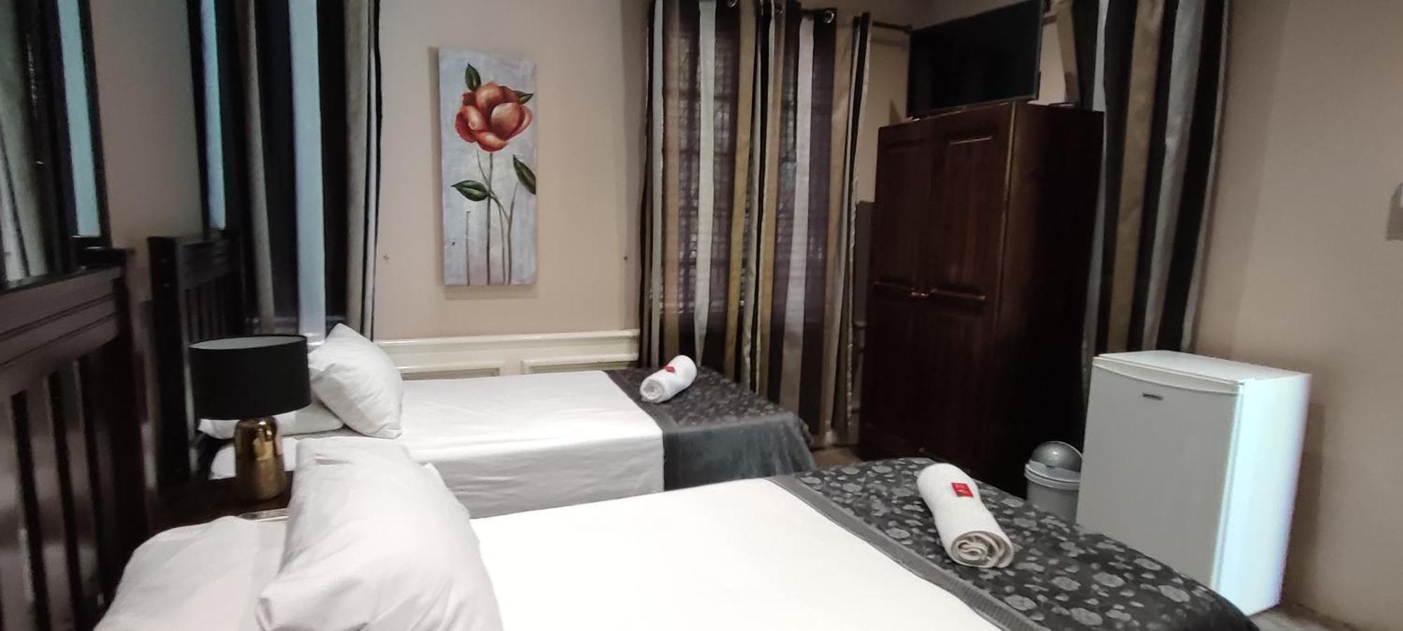 Sunbell Ventures Guesthouse Kaapstad Buitenkant foto